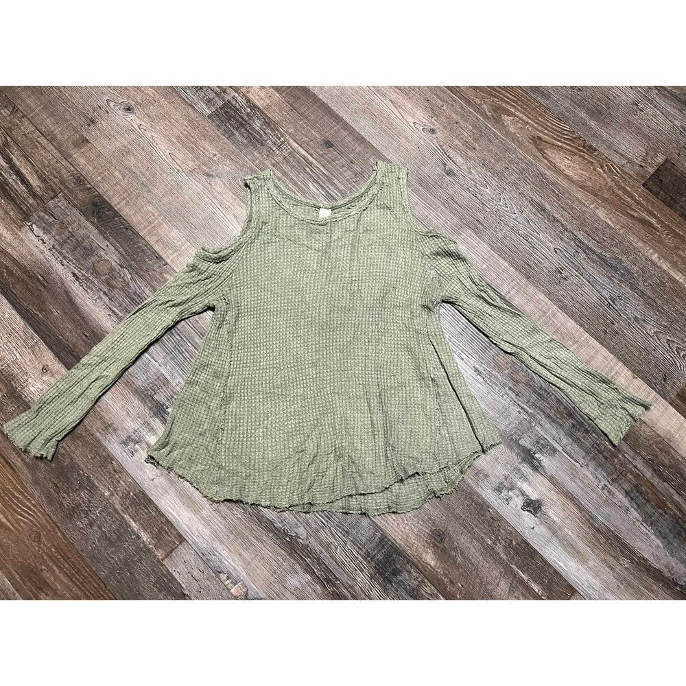 Lazy Sundays military green waffle knit cold shoulder sweater